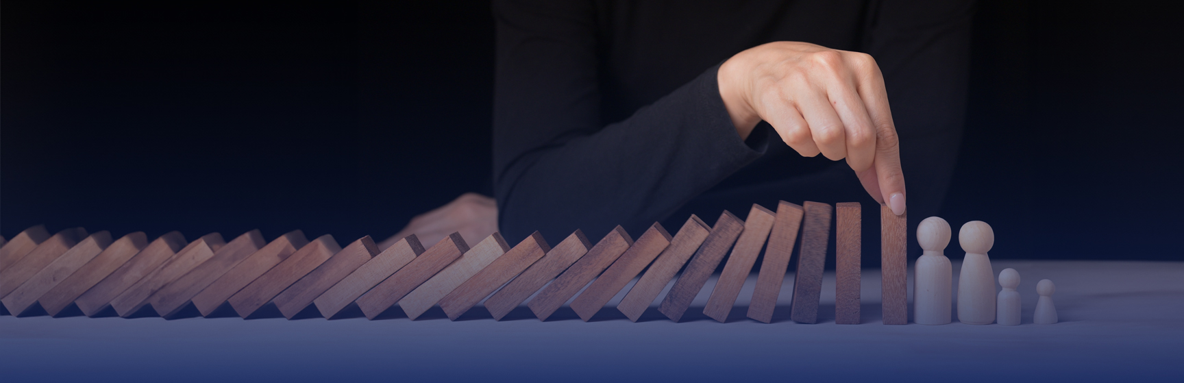 Certificado de participación
A quienes aprueben la totalidad de los módulos con un porcentaje de 80 % de efectividad.
Certificado de Auditor Técnico Especializado en Gestión del Riesgo bajo la Norma ISO 31000 de 2018.
A quienes habiendo aprobado el curso, aprueben el examen de auditor con una nota igual o superior a 80 puntos.